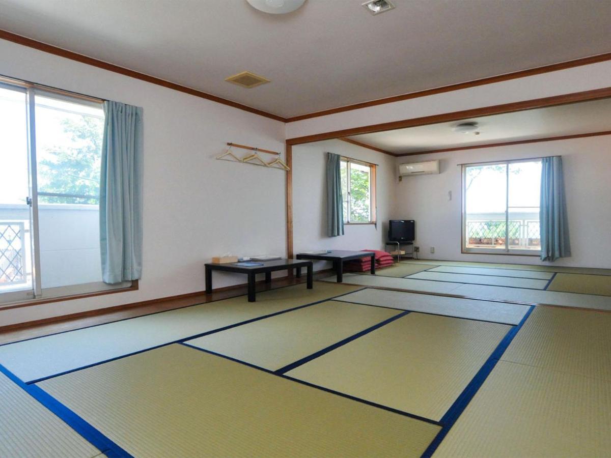 Biwa-Lakeside Cottage B B Dylan Minamikomatsu Экстерьер фото
