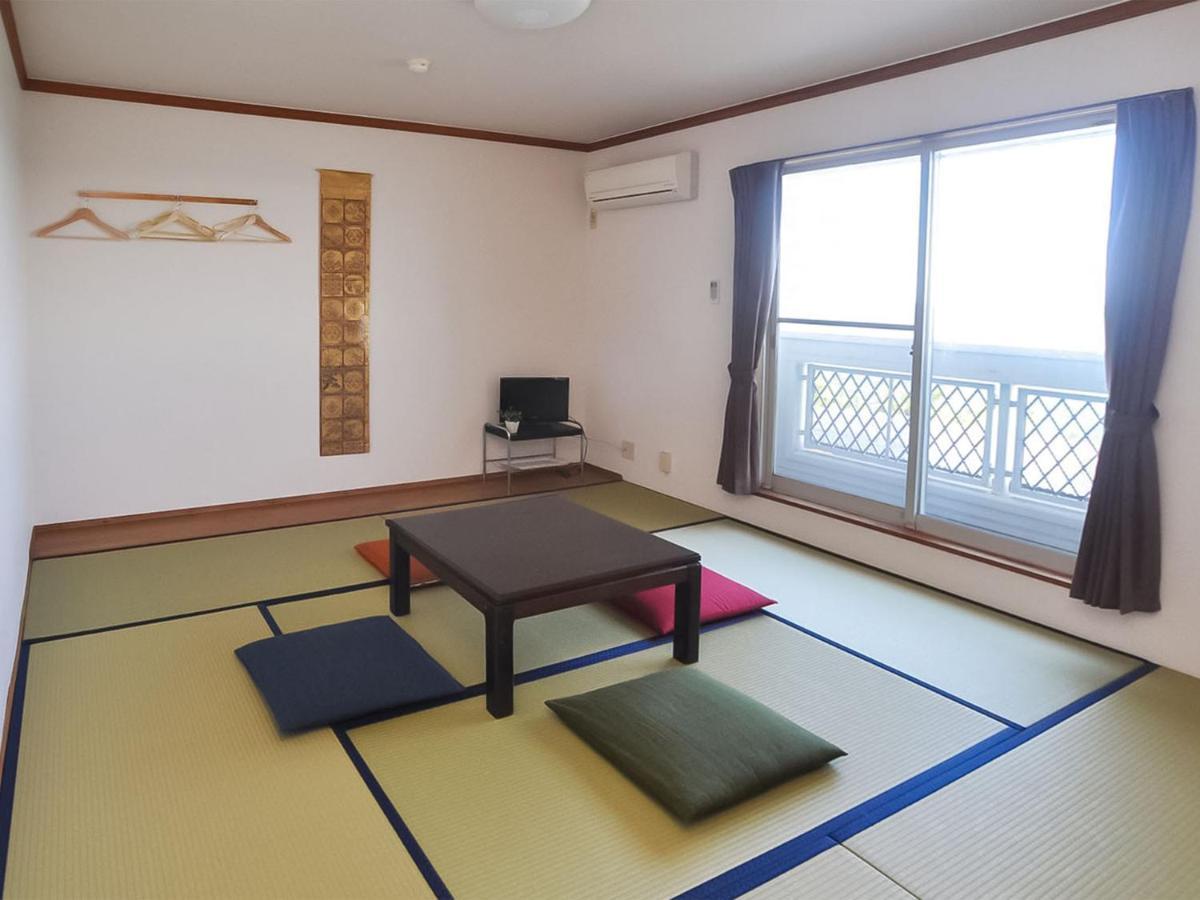 Biwa-Lakeside Cottage B B Dylan Minamikomatsu Экстерьер фото