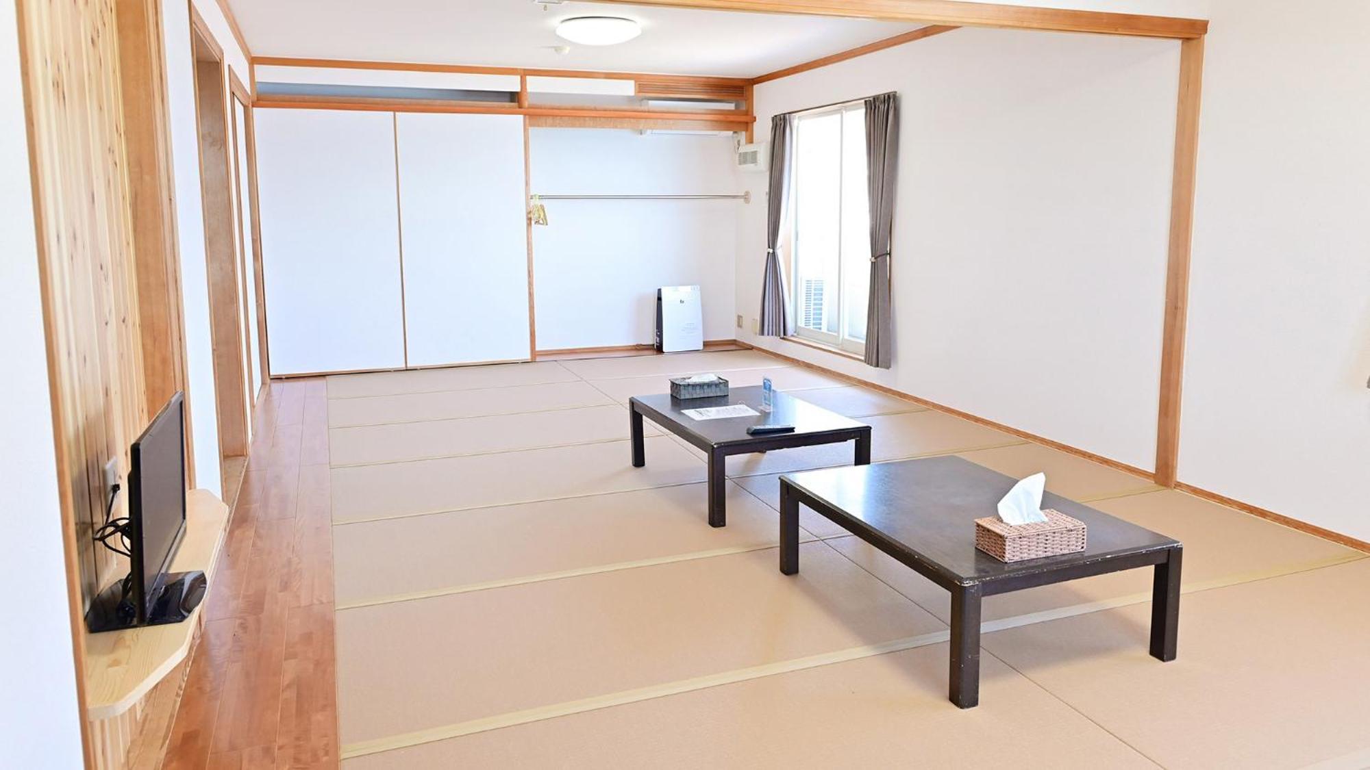 Biwa-Lakeside Cottage B B Dylan Minamikomatsu Номер фото