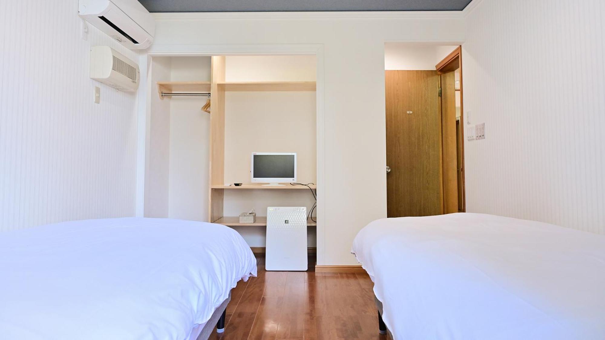 Biwa-Lakeside Cottage B B Dylan Minamikomatsu Экстерьер фото